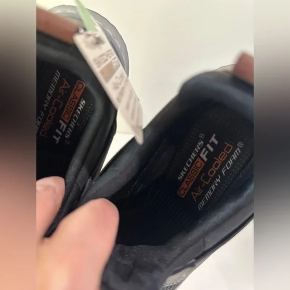 Skechers Delson 3.0 Cicada Slip-On Sneaker men. NWT size 9 - Picture 4 of 10